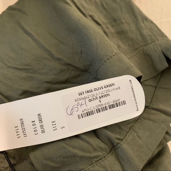 NWT Olive + Oak Set Free Olive Green Romper Small - Picture 12 of 12